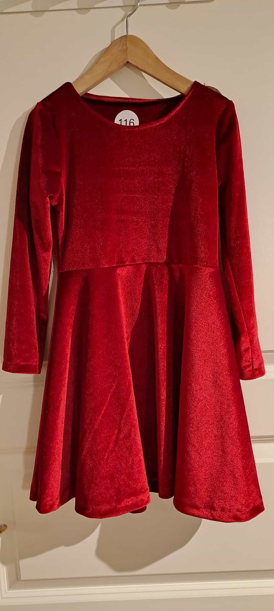 Julekjole i fløyel med hjerte i ryggen - barn